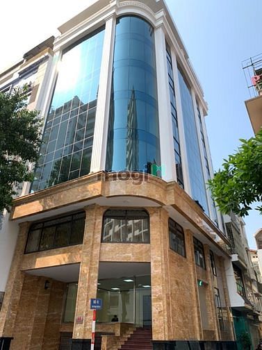 Hình ảnh Cho thuê nhà MP Trung Kính lớn - Cầu Giấy - HN. Diện tích 110m2 x 7t.