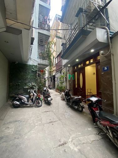Hình ảnh Cho thuê nhà phân lô Đầm Trấu - thời hạn thuê dưới 1 năm