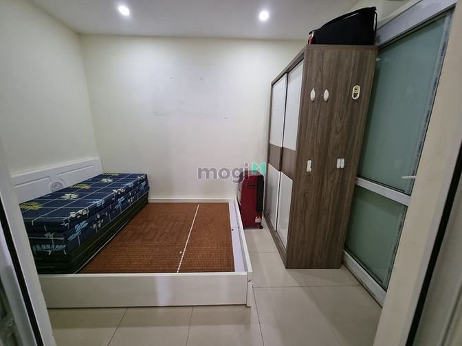 Hình ảnh Cần bán chân đế chung cư ở Đội Cấn 40m2 vừa kinh doanh và ở