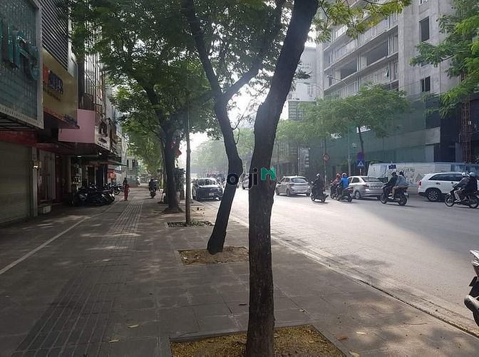 Hình ảnh Cho thuê nhà mặt phố Thái Hà, 70mx4t, mt 7m. 65tr/th