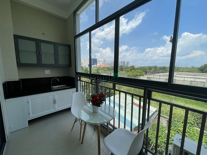 Hình ảnh 💥💥 STudio cửa sổ trời xuất hiện tại Trần Não 💥💥