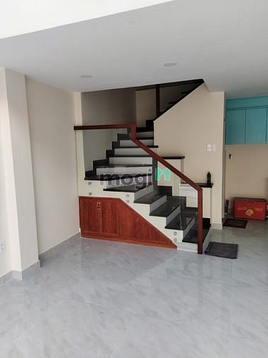 Hình ảnh Nhà HXH Phan Văn Trị P11! 6.5 tỷ, 5.1x9 3 lầu