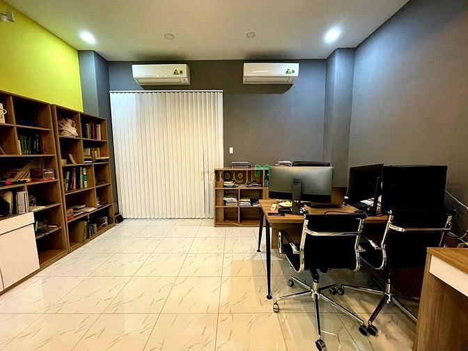 Hình ảnh Bán gấp nhà HXH 65m2 Trần Văn Quang, P10 Tân Bình