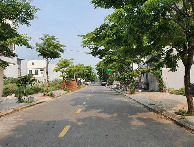 Hình ảnh CHÍNH CHỦ cần bán gấp lô đất thổ cư giá mềm SHR giá 750tr