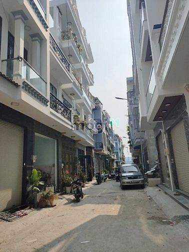 Hình ảnh Nhà 3.5 tấm mới 100% ĐS 7, BHH, gần Aeon Tân Phú