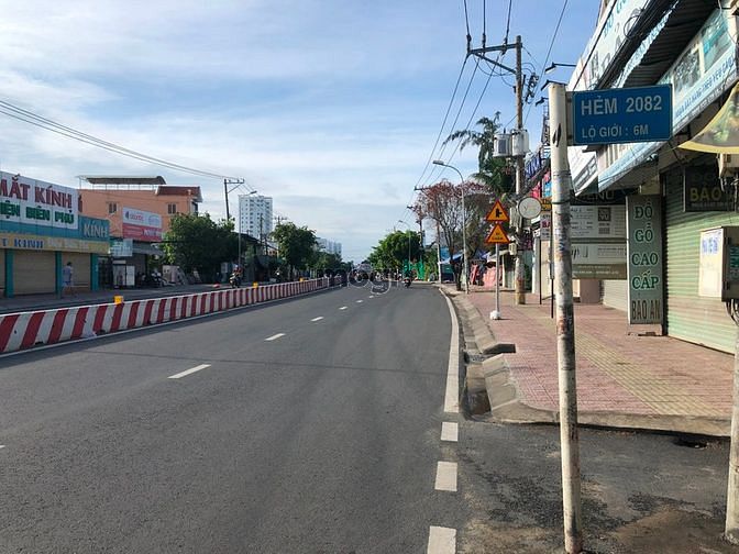 Hình ảnh Bán nhà 96m2 hẻm 2082 Huỳnh Tấn Phát