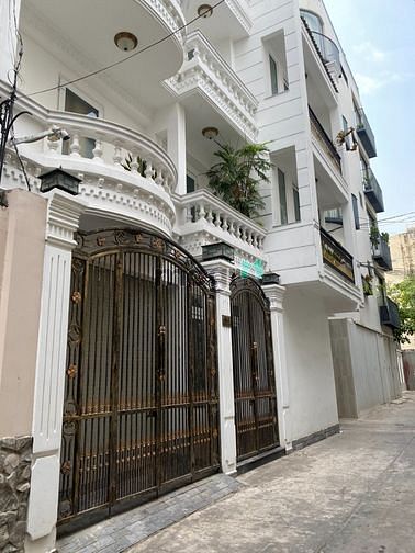 Hình ảnh Nhà VIP mới xây Hẻm Hoàng Diệu