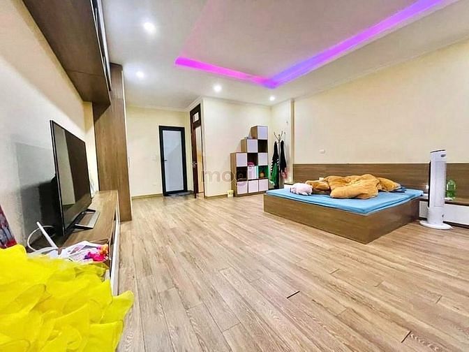 Hình ảnh !! 𝐁𝐀́𝐍 𝐆𝐀̂́𝐏 𝐁𝐀́𝐍 𝐑𝐄̉ !! Phố Cầu Giấy 54m2x4T, lô góc, KD