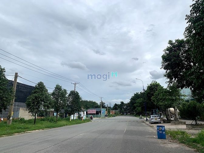 Hình ảnh CẦN GẤP, Đất KCN Mỹ Phước 3, MT đường nhựa 25m, đ/d siêu thị, dân đông