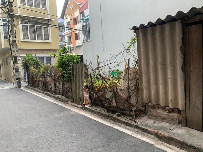 Hình ảnh Bán gấp lô đất ngõ 65 Kẻ Tạnh, gần hồ Nguyễn Văn Hưởng