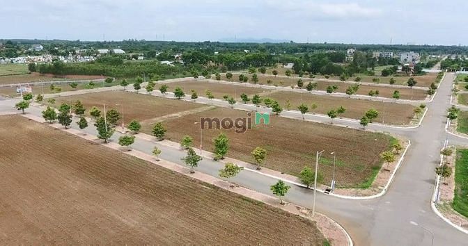 Hình ảnh Cần bán lô đất đẹp KDC Lan Anh 2, sổ hồng chính chủ.