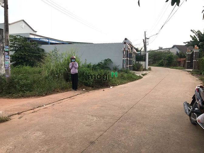 Hình ảnh Đất Tân Định Bến Cát khu dân đông, đường bê tông 6m, dt 4,5×41×60m tc