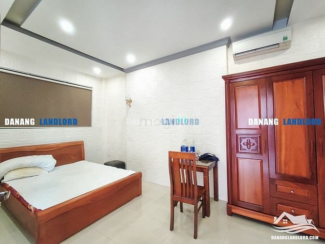 Hình ảnh Nhà đẹp 4 phòng ngủ gần Vincom - B211
