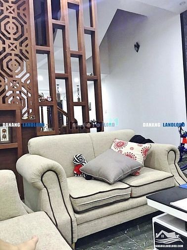 Hình ảnh Nhà 3 phòng ngủ gần biển Phạm Văn Đồng - B220