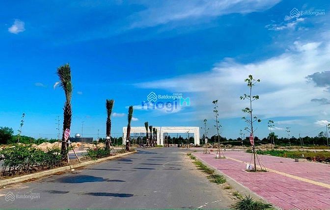 Hình ảnh Bán nhanh 10 lô đất MT đường Lê Duẩn, liền kề chợ mới Long Thành.