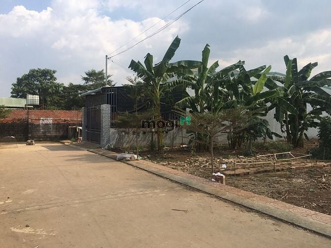 Hình ảnh Bán đất giá hời vị trí đắt đỏ nên sở hữu 1 em