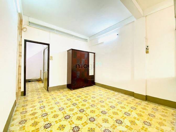Hình ảnh NHA 60m2 nhà trống CC Lạc Long Quân Q11