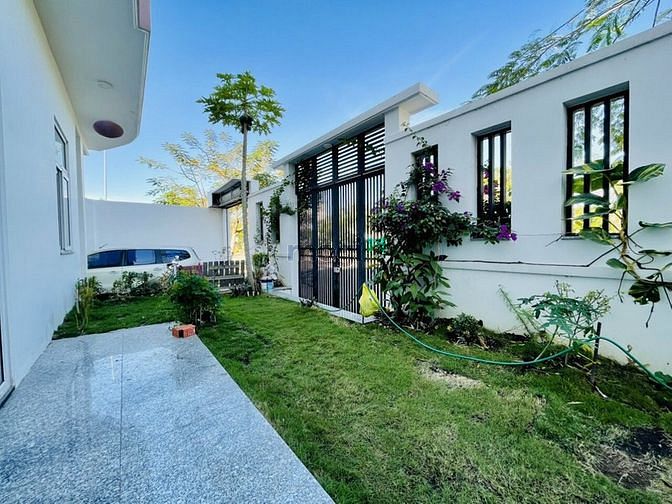 Hình ảnh Cho thuê biệt thự KDC Phú Xuân, 10x25m, đường 20m