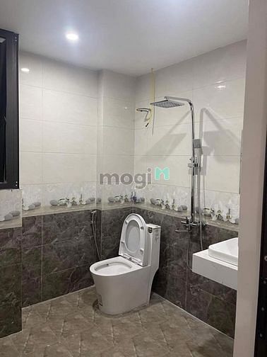 Hình ảnh Nhà mới toanh ở Hoàng Hoa Thám, 34m2-MT 5.3m chưa đến 5tỷ