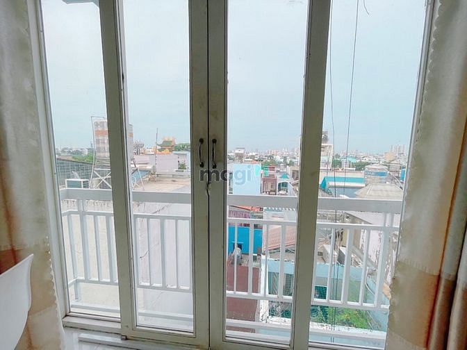 Hình ảnh Có fix nhẹ cho AE _ full nội thất _ bancol cửa sổ lớn _ qua ở liền tay
