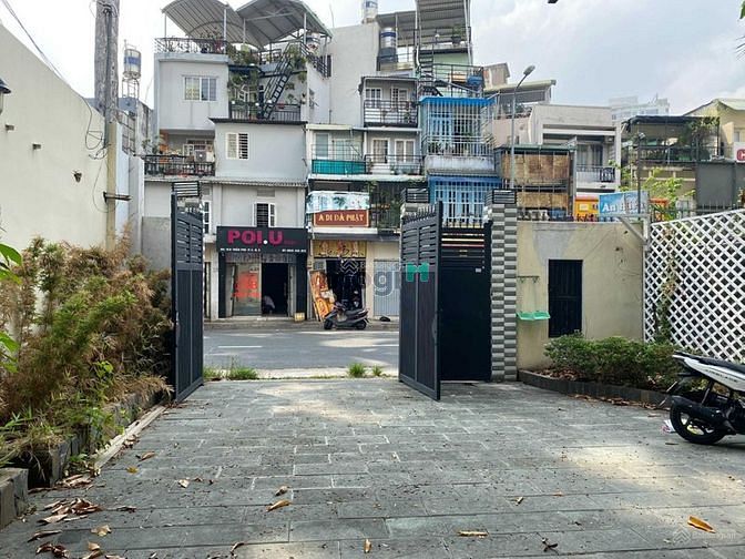 Hình ảnh Cho thuê mặt tiền số 10 Trần Phú, DTSD: 800m2, đã hoàn thiện