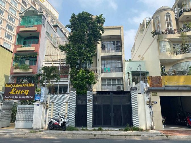 Hình ảnh Cho thuê mặt tiền số 10 Trần Phú, DTSD: 800m2, đã hoàn thiện