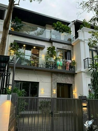 Hình ảnh Cần cho thuê biệt thự Hưng Thái, Phú Mỹ Hưng, Q7 nhà đẹp