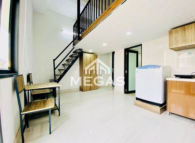 Hình ảnh Ban công full nội thất như hình