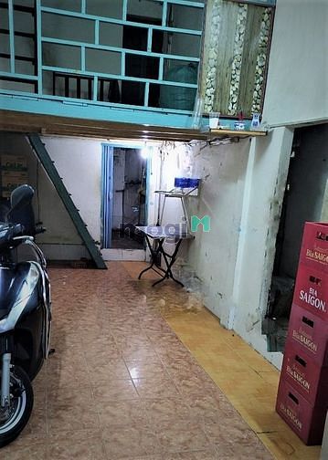 Hình ảnh Bán nhà 303/28 Bến Vân Đồn, cách đường chính 80m2