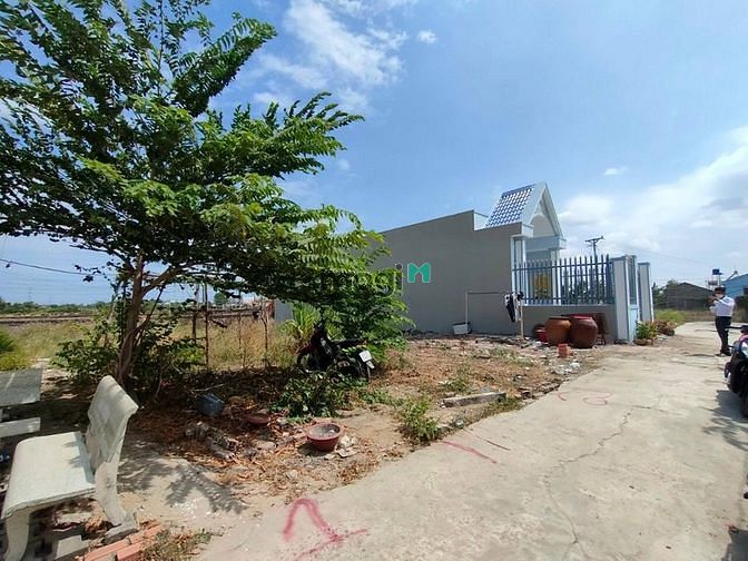 Hình ảnh Đất MT- DT 4.5*22- Đất thổ 100%