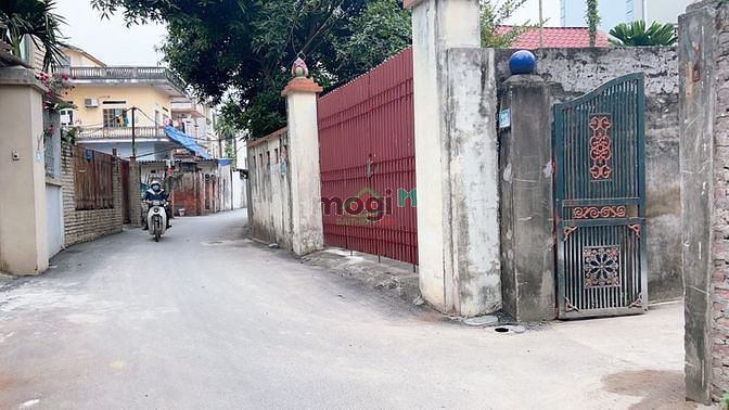 Hình ảnh Bán nhà đẹp 30m2, quận Long Biên 2.75 tỷ.