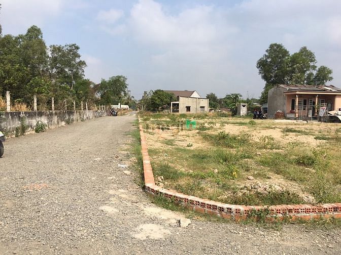 Hình ảnh Chính chủ cần Bán 2 lô đất liền kề thôn Tân Lễ B, xã Châu Pha, Phú Mỹ
