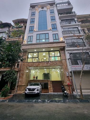 Hình ảnh Cho thuê nhà xây mới căn góc Mặt Phố Vũ Ngọc Phan láng hạ Đống Đa- 120