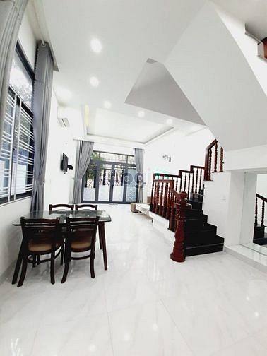 Hình ảnh Sơn Trà - Cho thuê nhà gần Vincom 3PN full NT đẹp
