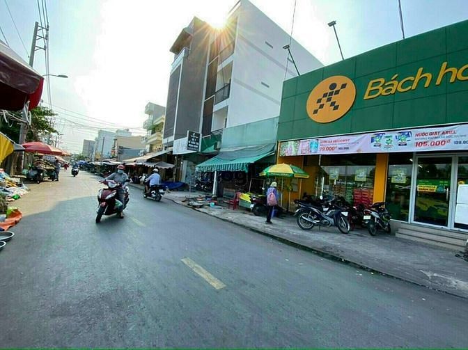 Hình ảnh Cần Bán Gấp Lô Đất Mặt Tiền Đường Nguyễn Hoàng