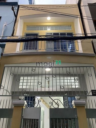 Hình ảnh Cho thuê nhà hẻm xe hơi đường Sư Vạn Hạnh, Quận 10.