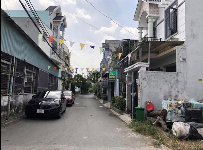 Hình ảnh Anh Đạt Cần Tiền Bán Gấp Lô Đất Full Thổ Cư