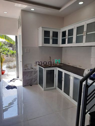 Hình ảnh Cho thuê nhà nguyên căn, hẻm 1,8m