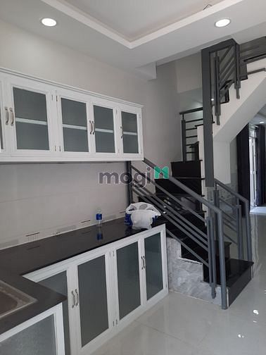 Hình ảnh Cho thuê nhà nguyên căn, hẻm 1,8m