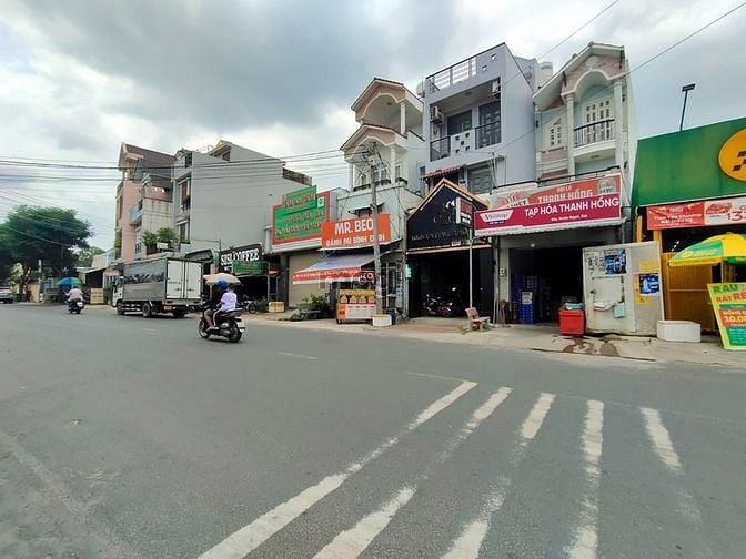 Hình ảnh Bán 300m² đất mặt tiền đường Thới An 19 giá 19.2 tỷ