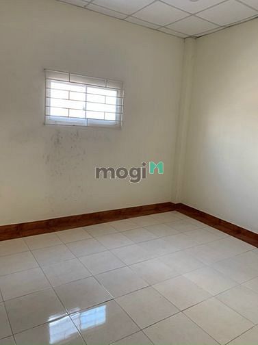 Hình ảnh Cho thuê nhà  hxh 472B Cách mạng tháng tám, Quận 3