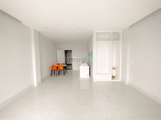 Hình ảnh Phòng ban công full nội thất siêu rộng
