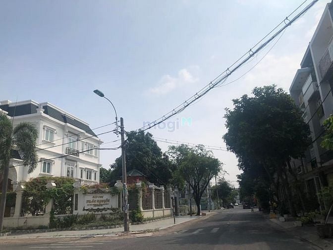 Hình ảnh Đất biệt thự góc 2MT khu Ao Sen Tên Lửa, 10x26m, vị trí cực đẹp, 30 tỷ