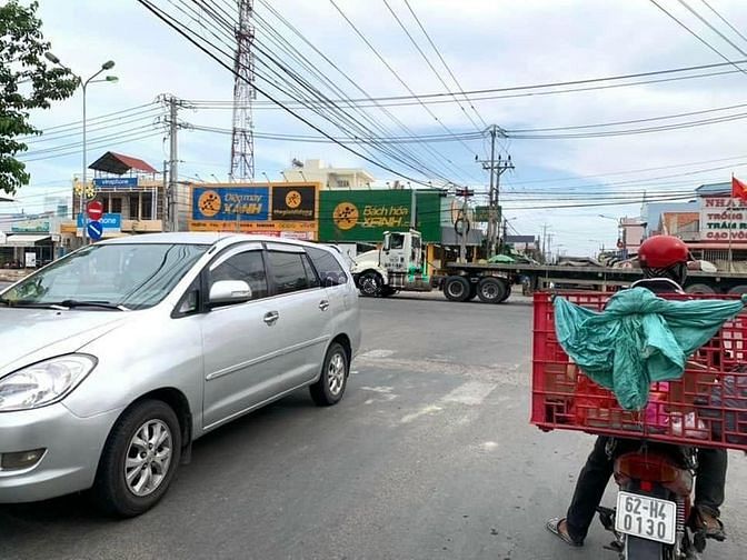 Hình ảnh Đất SHR 5x18 cách Chợ Gò Đen, tiện ích đô thị xung quanh