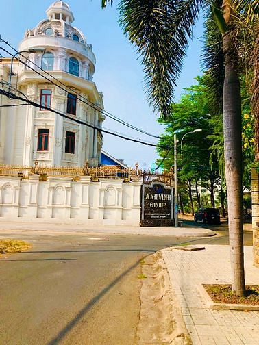 Hình ảnh Bán lô đất 296m2 (13x23m) góc 2 mặt tiền ngay UBND Quận 9 (cũ)