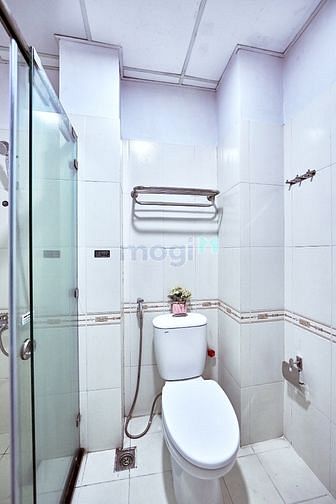 Hình ảnh Phòng đủ nội thất bếp cao cấp cạnh Etown Cộng Hoà.