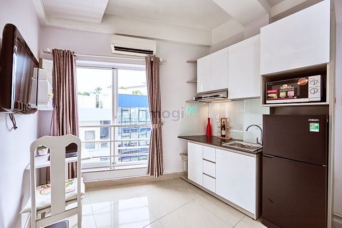Hình ảnh Phòng đủ nội thất bếp cao cấp cạnh Etown Cộng Hoà.