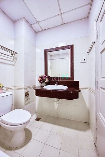 Hình ảnh Phòng đủ nội thất bếp cao cấp cạnh Etown Cộng Hoà.