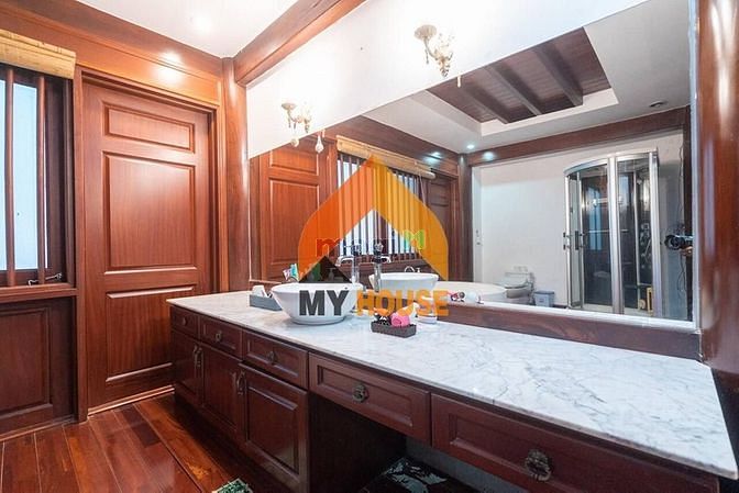 Hình ảnh VILLA  phong cách HOÀNG TỘC  hồ bơi xịn tại THẢO ĐIỀN