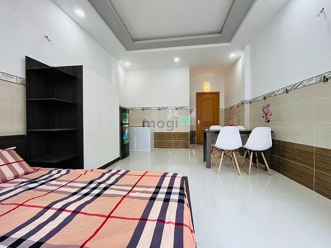Hình ảnh Phòng Mới Xây , Ban Công Riêng , Full Nội Thất , Ngay Bốn Xã